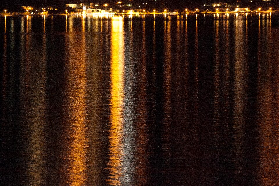 Lighting romantic mirroring