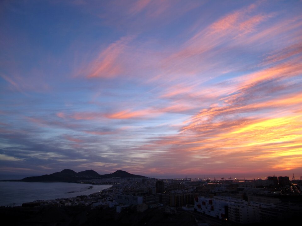 Panorama city peninsula islet