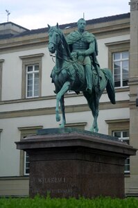 Equestrian statue stuttgart museum of fine arts