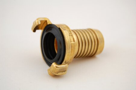 Geka plug brass