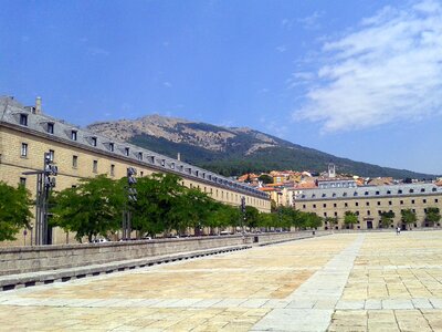 Monastery san lorenzo architecture