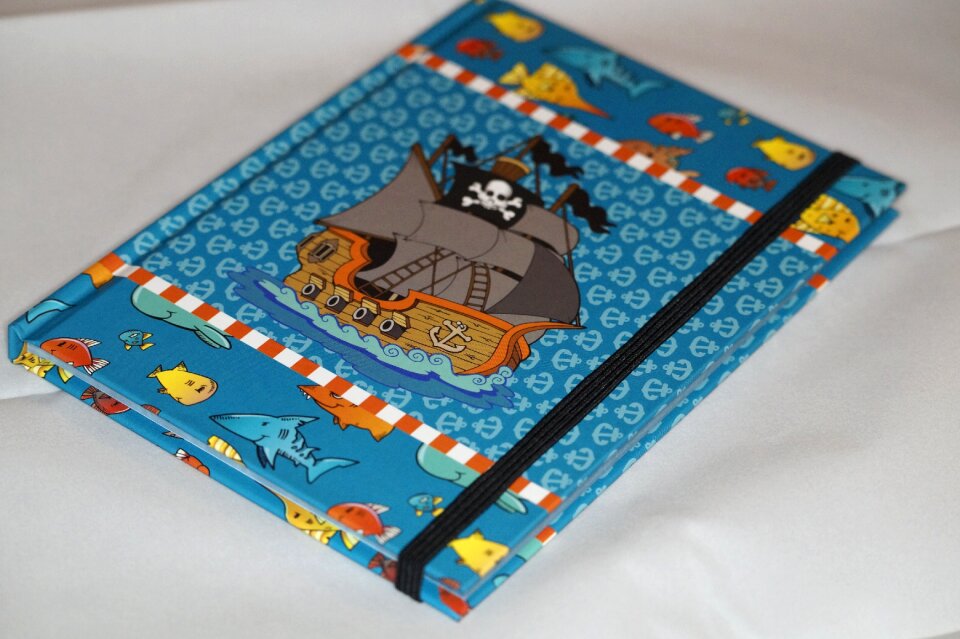 Children pirate maritime