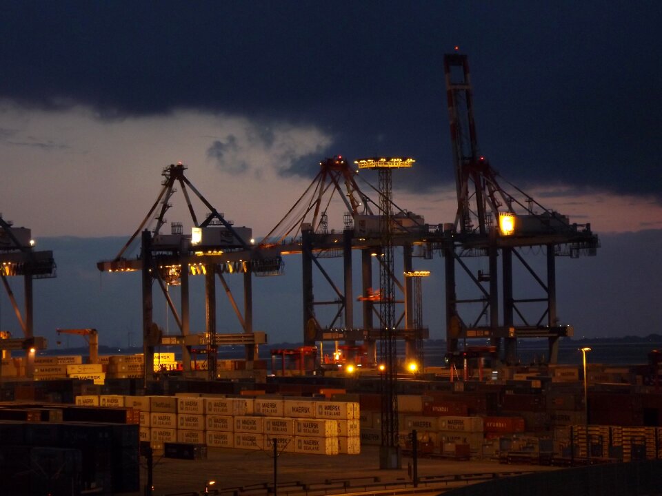 Container gantry crane port handling harbour cranes