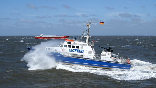 Einsatzkraefe cuxhaven police