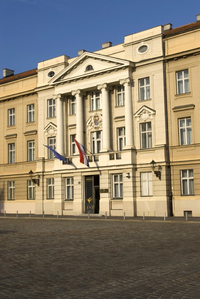 Zagreb politics adriatic