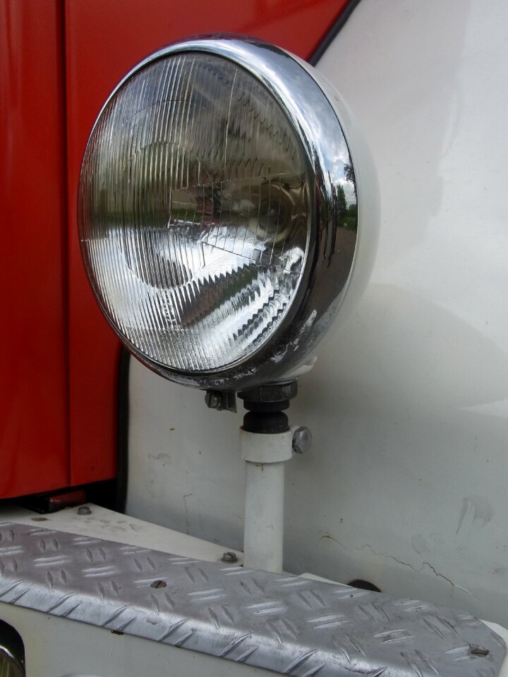 Red spotlight light