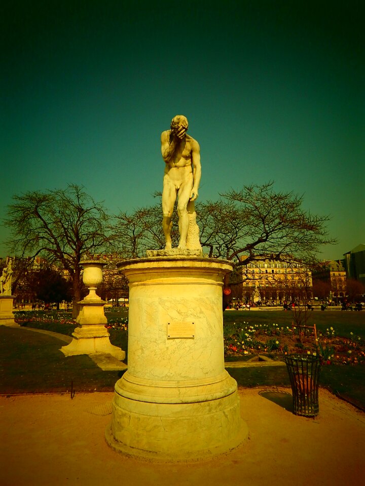 Statue france park