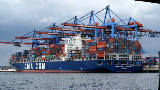 Ship terminal burchardkai
