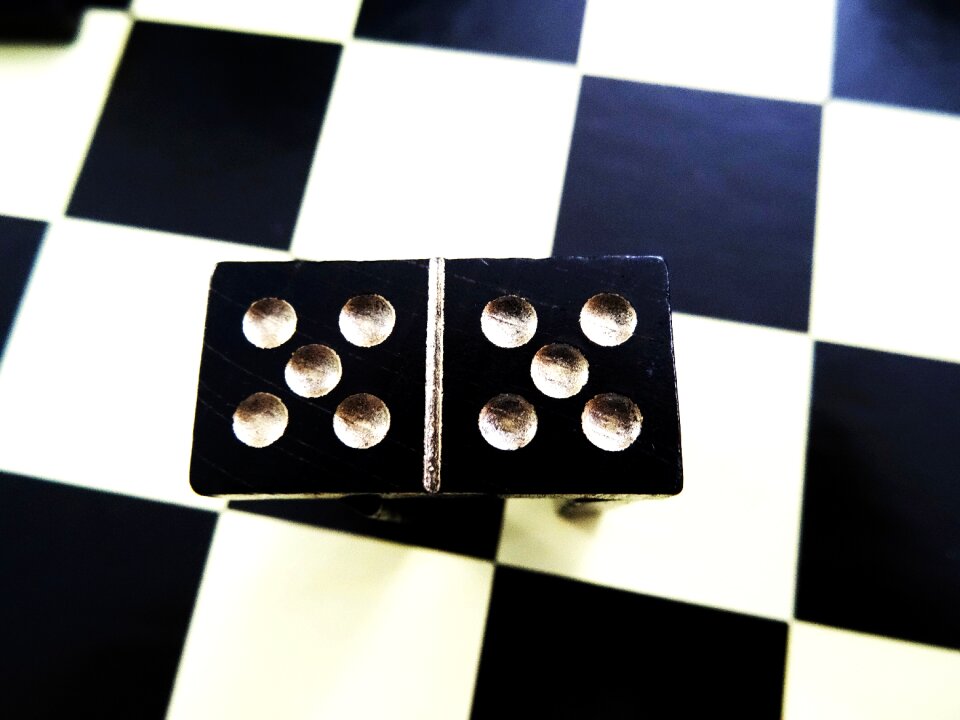 Gesellschaftsspiel game stone board game