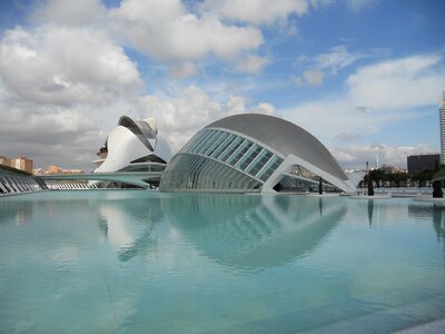 Valencia pool architecture photo