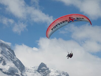 Floating sailing switzerland valais photo