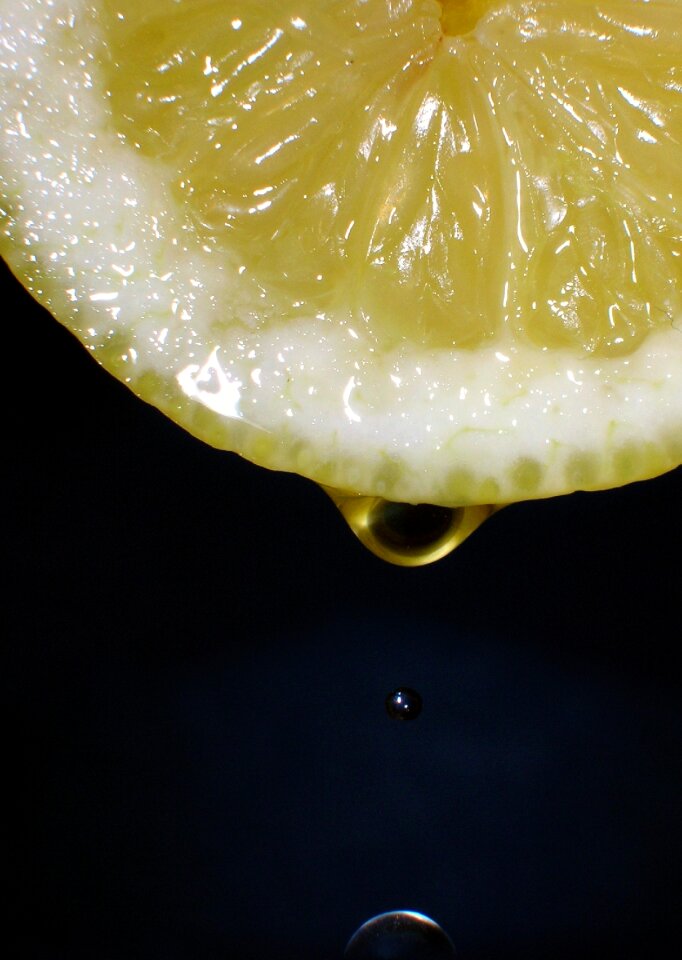 Fruit yellow drop