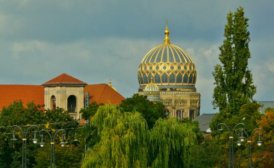 Building architecture church