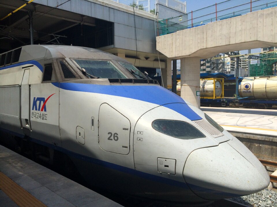 High-speed trains korail Free photos