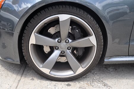 Vehicle rubber transportation
