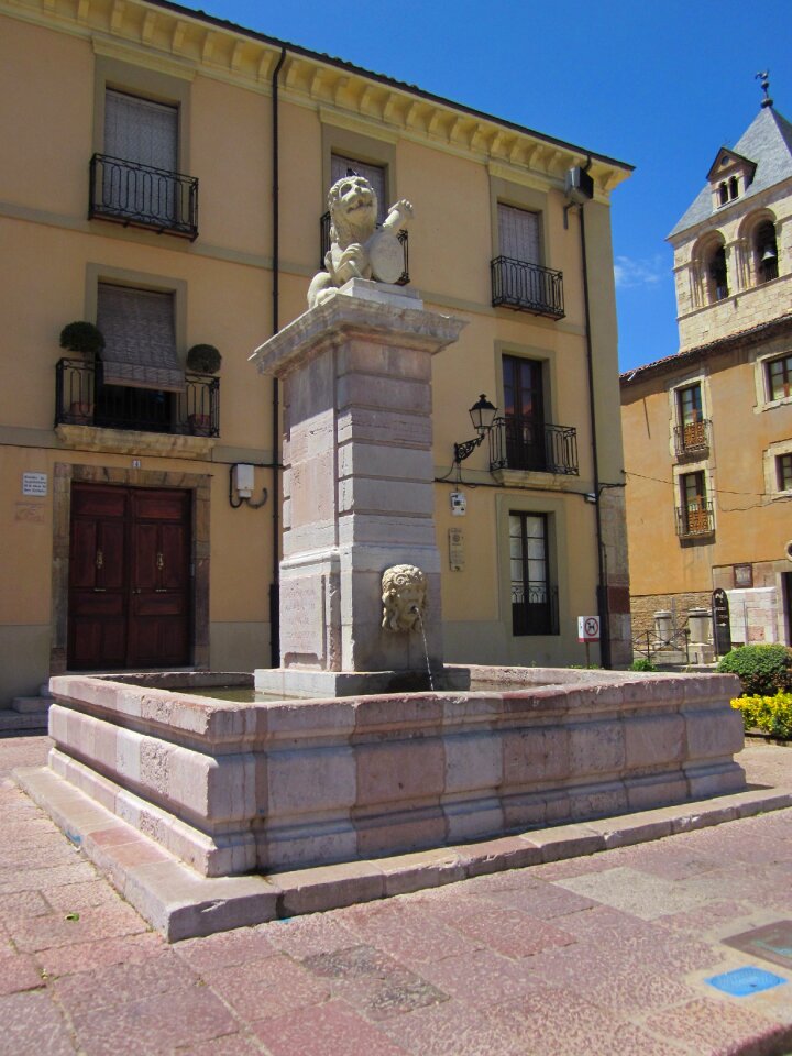 Monument source water