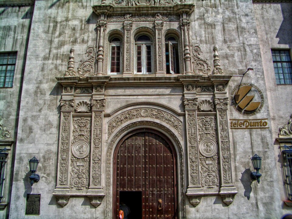 Cities urban facade