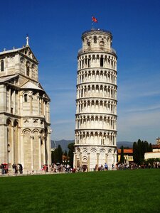 Italy leaning tower