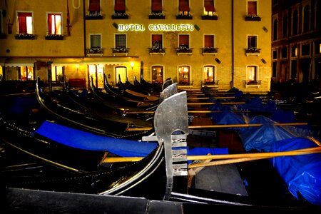 Gondola's night
