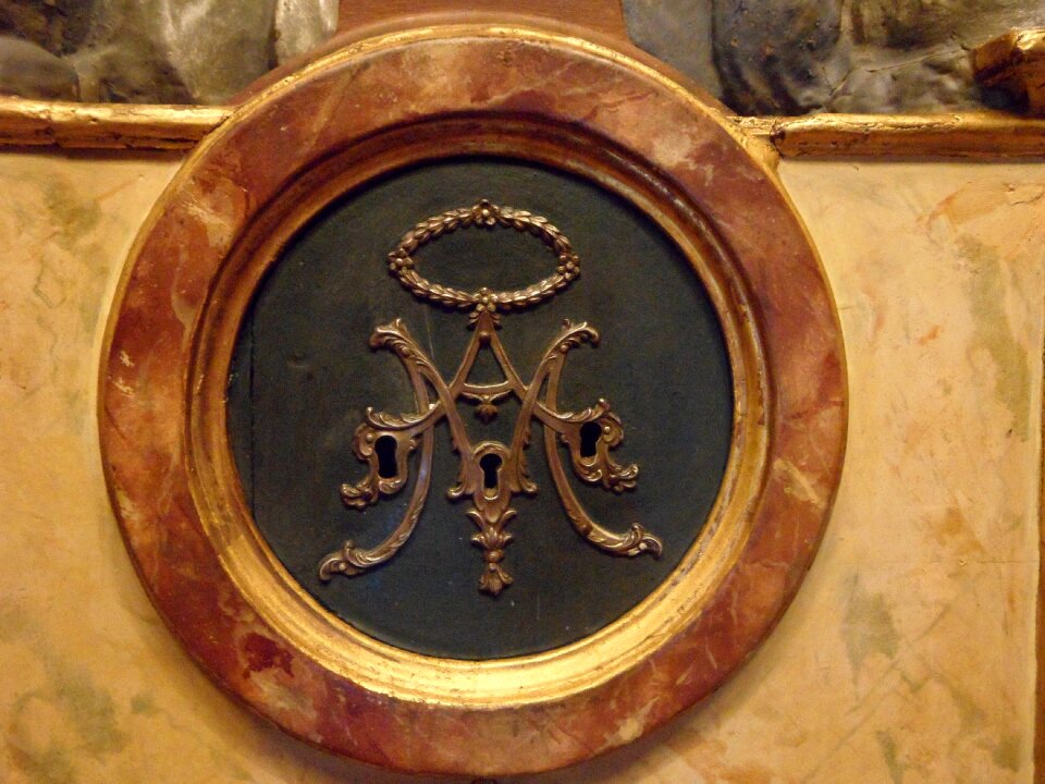 Key hole decorated verschnörkelt