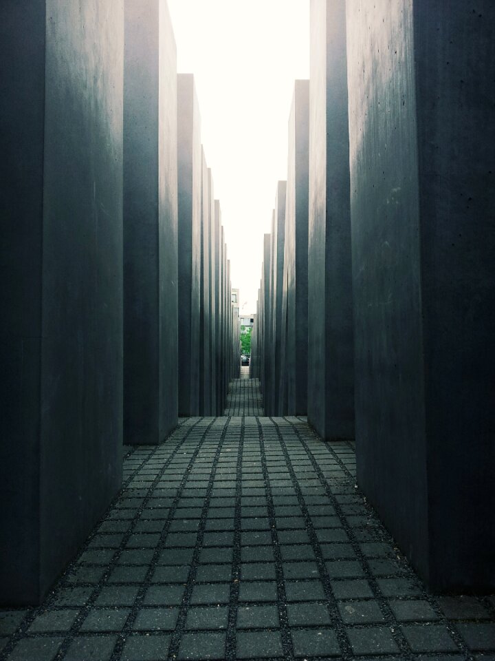 Holocaust memorial berlin commemorative monument