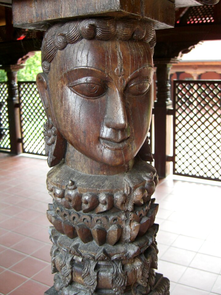 Carving figure carved