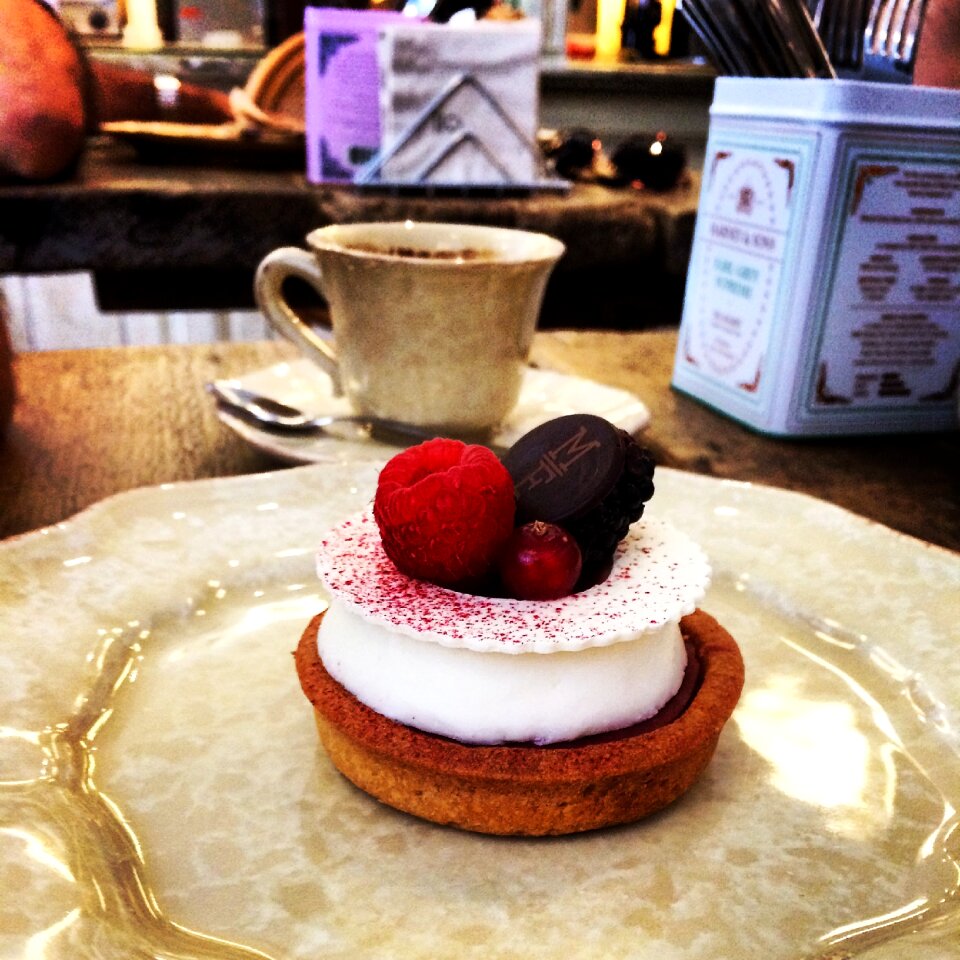 Cake wares dessert