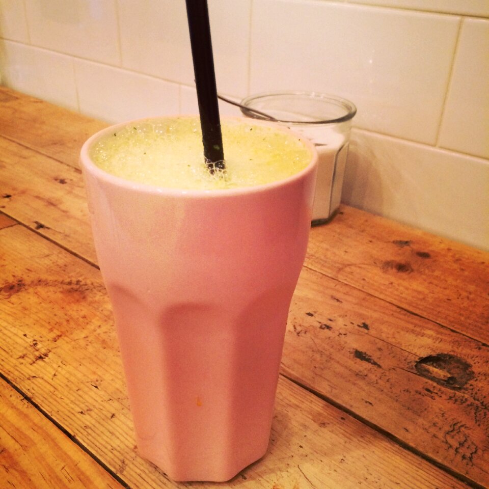 Eat drink restaurant