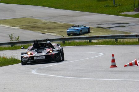 Flitzer sports car technology