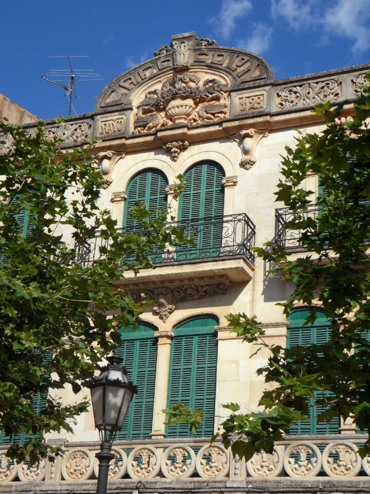 Bowever house facade architecture