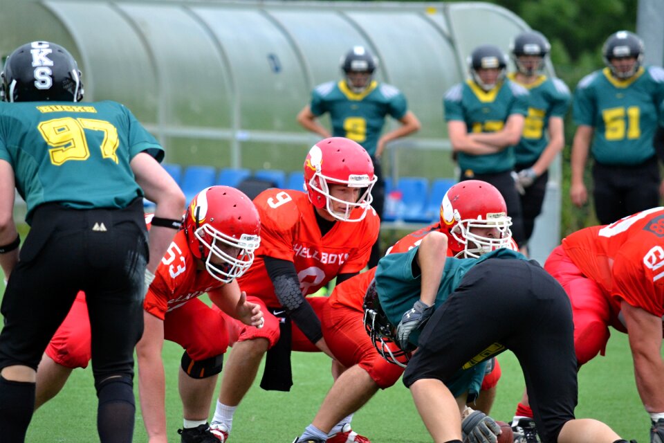 Red jerseys contact game