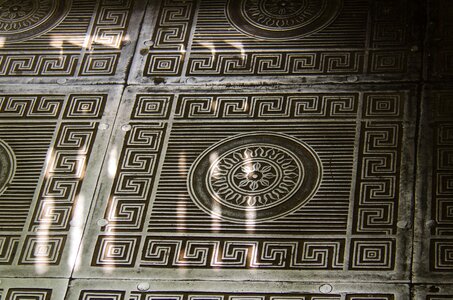 Metal pattern forged