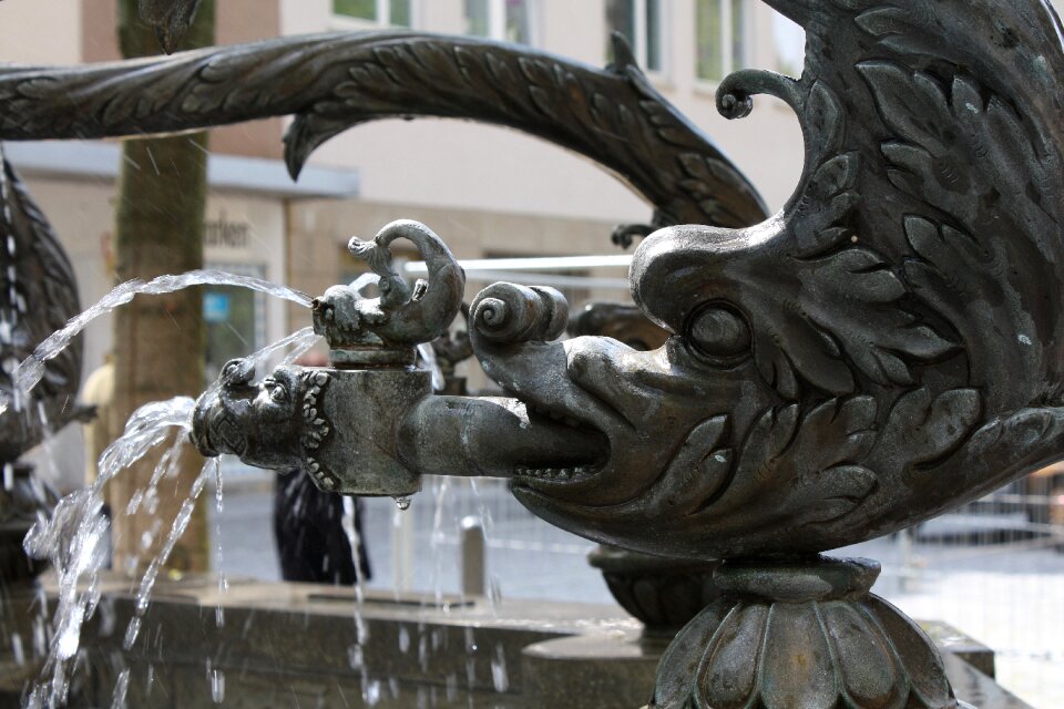 Fountain jewelry sculpture ulm