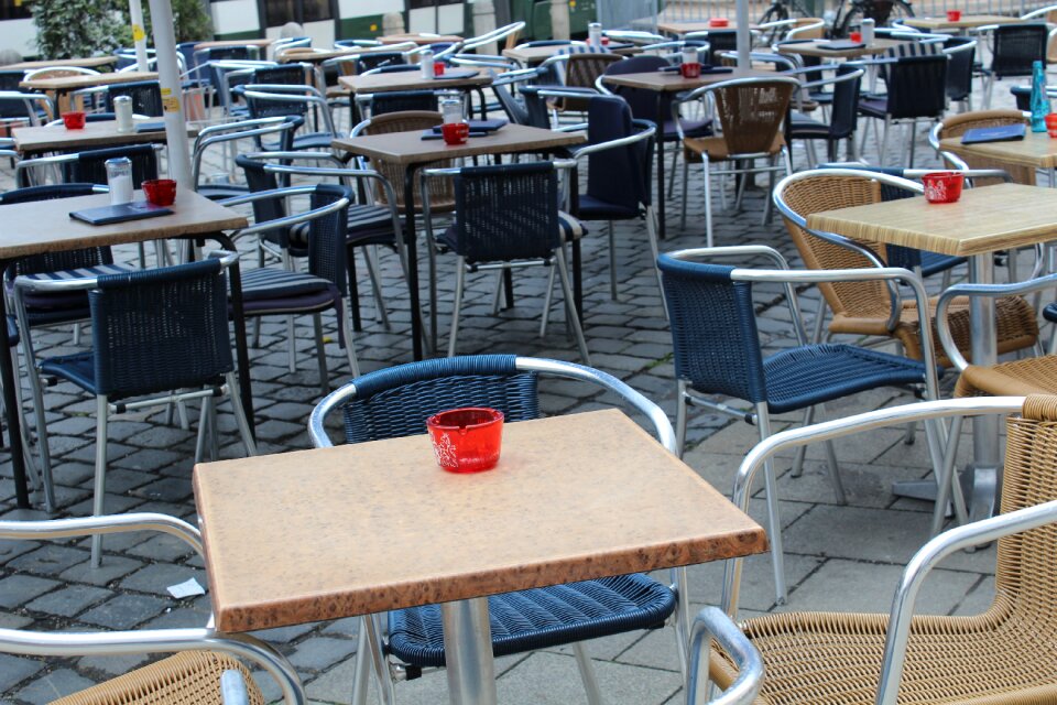 Bistro outside catering seat