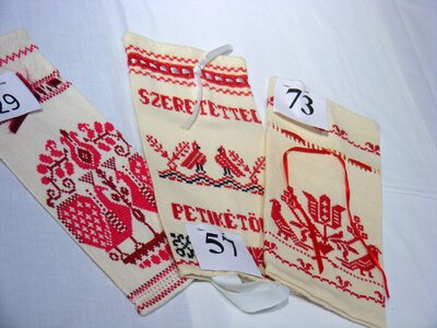 Cross stitch motif tákos