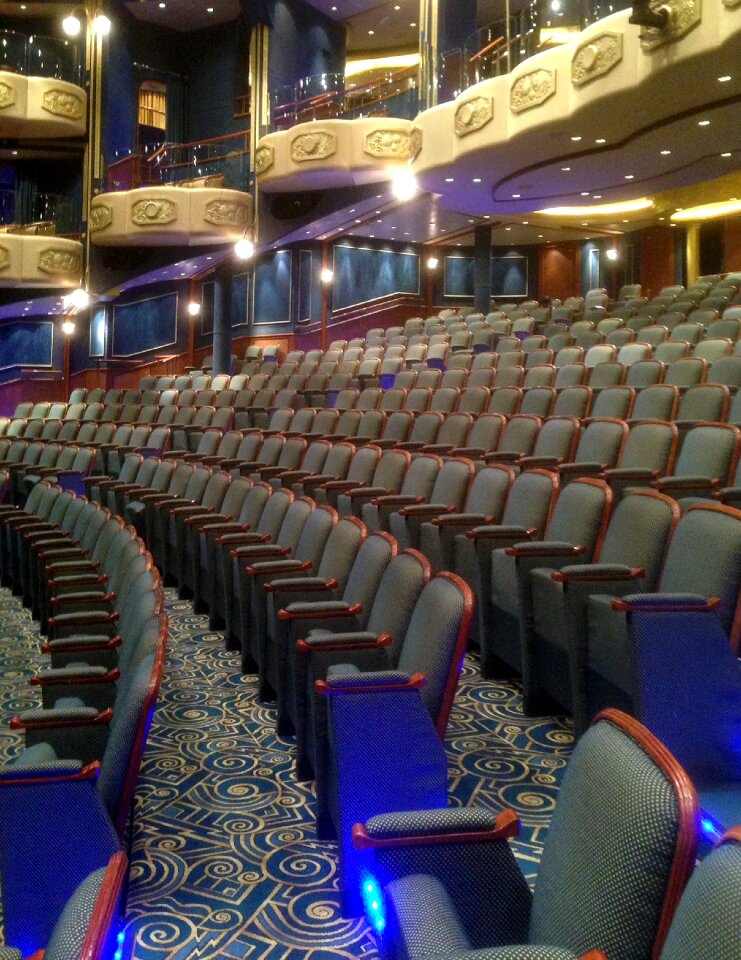 Cruise audience rows of seats
