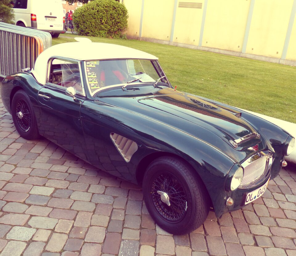 Auto vehicle classic
