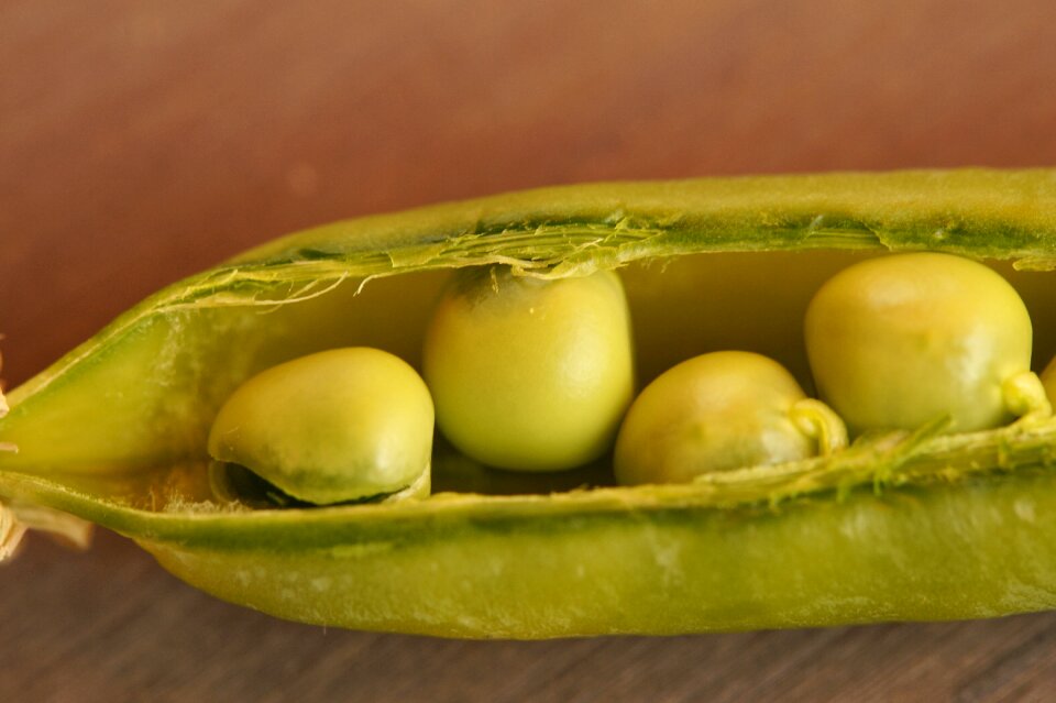 Pod green vegetables