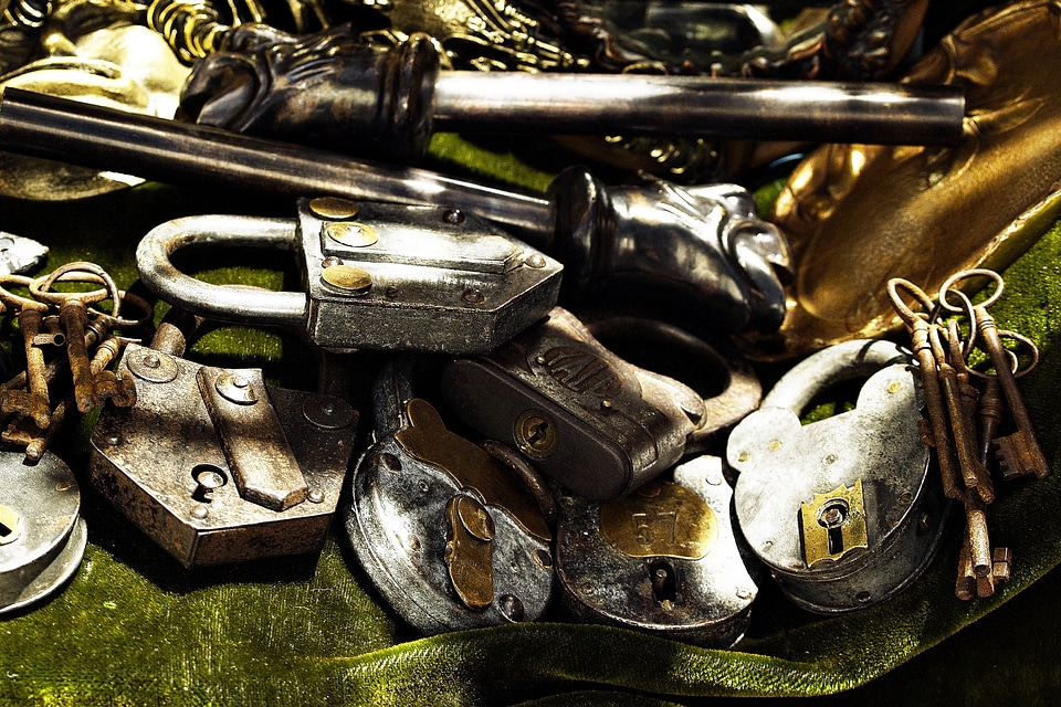 Vintage key security