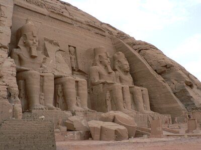 Temple pharaohs tomb