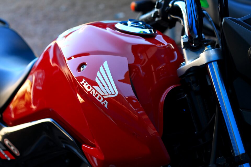 Adventure two wheels red