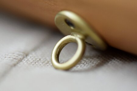 Gold anchoring wood