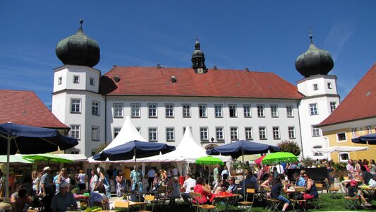 Tüßling castle beer garden
