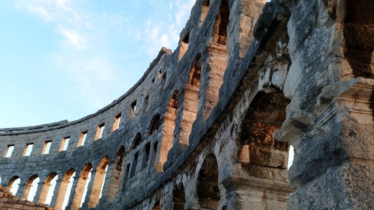 Amphitheater places of interest pula