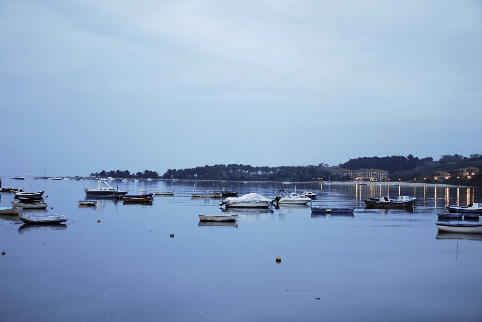 San vicente of la barquera boat horizon