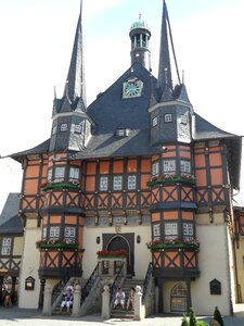 Building monument architecture