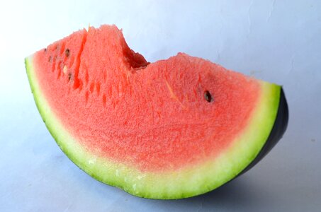 Fruits sliced red