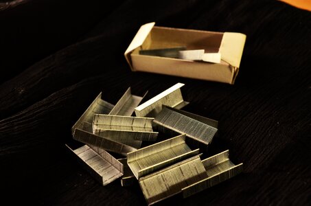 Staple metal school