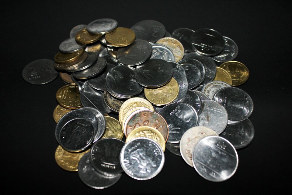Currency finance business