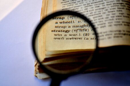 Loupe book dictionary